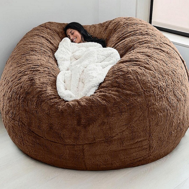 Silla de salón con bolsas de frijoles gigantes de 7 pies de altura de tela de piel falsa suave de EPS 8