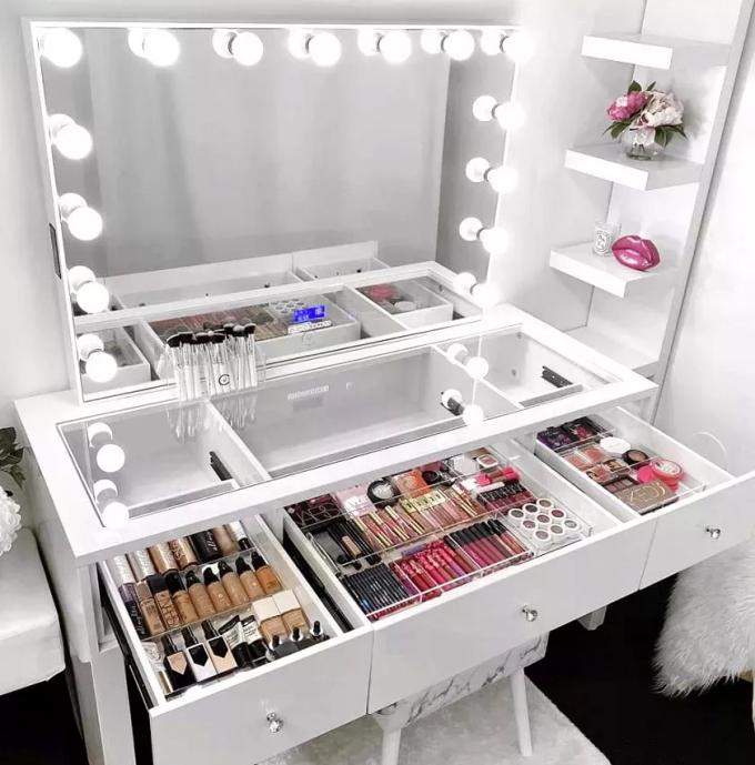 Moderno diseño de la mesa de maquillaje de roble con luminoso armario de espejos de la vanidad escritorio y almacenamiento 8