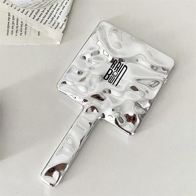Todos los días personalizado mango Espejo de mano Logotipo personalizado Pequeño brillo Espejos de maquillaje de plata