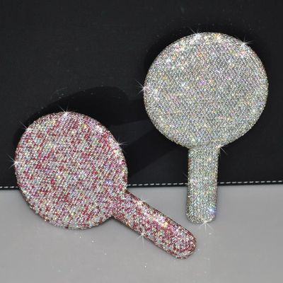 Círculo rosa claro espejo de piedra para aplicaciones de maquillaje y maquillaje en movimiento