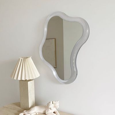 Espejo de aumento de pared acrílico iluminado para la vanidad del baño