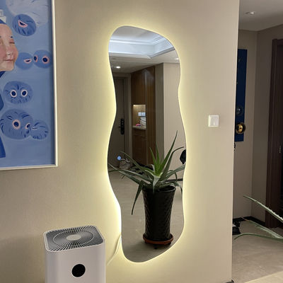Asimetría retroiluminada alta espejo iluminado longitud del piso personalizado