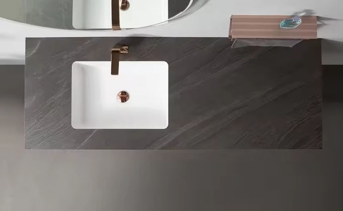 Armarios de baño modernos montados en la pared para maquillaje de vestuario 54 pulgadas 1